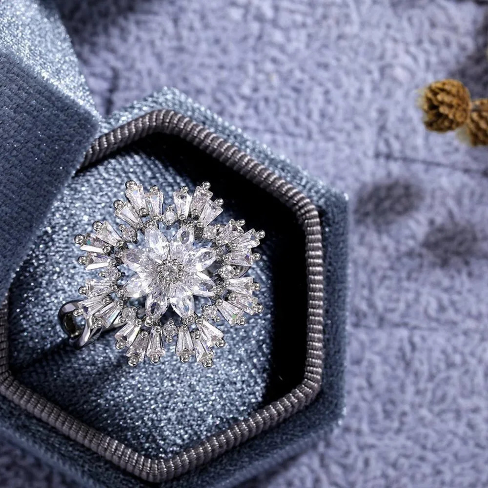 ❤Sweet Snowflake Zircon Lovely Dainty Flower Rings For Women, MARR9046